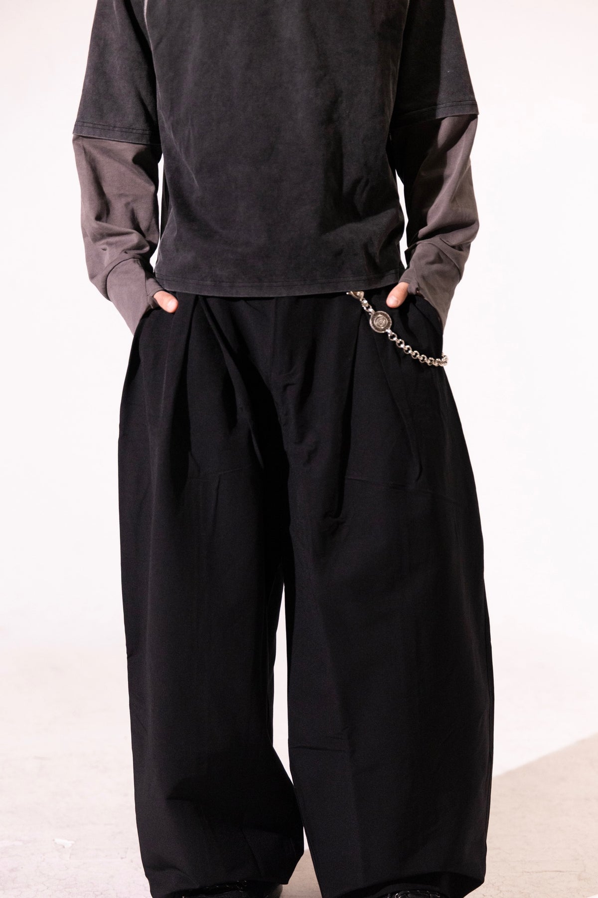 Pleated Climb Pants Black (Preorder)