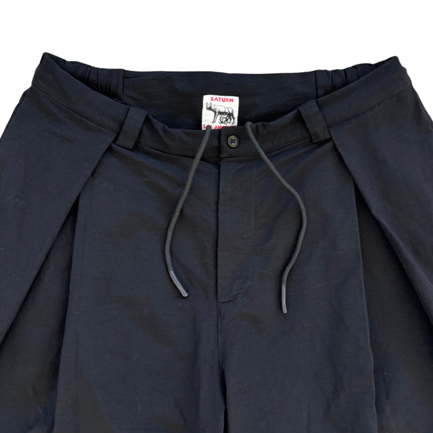 Pleated Climb Shorts Black