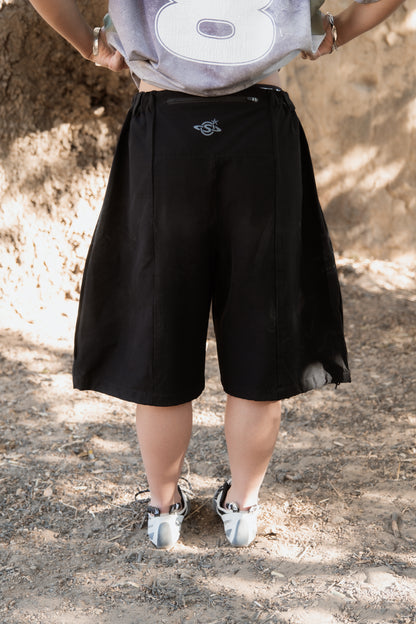 Pleated Climb Shorts Black