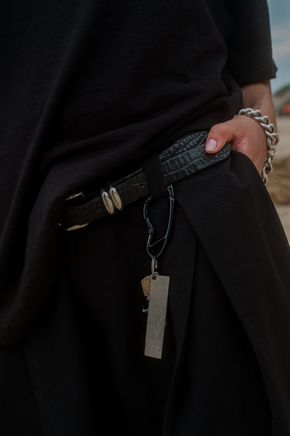 Saturn Carabiner Black