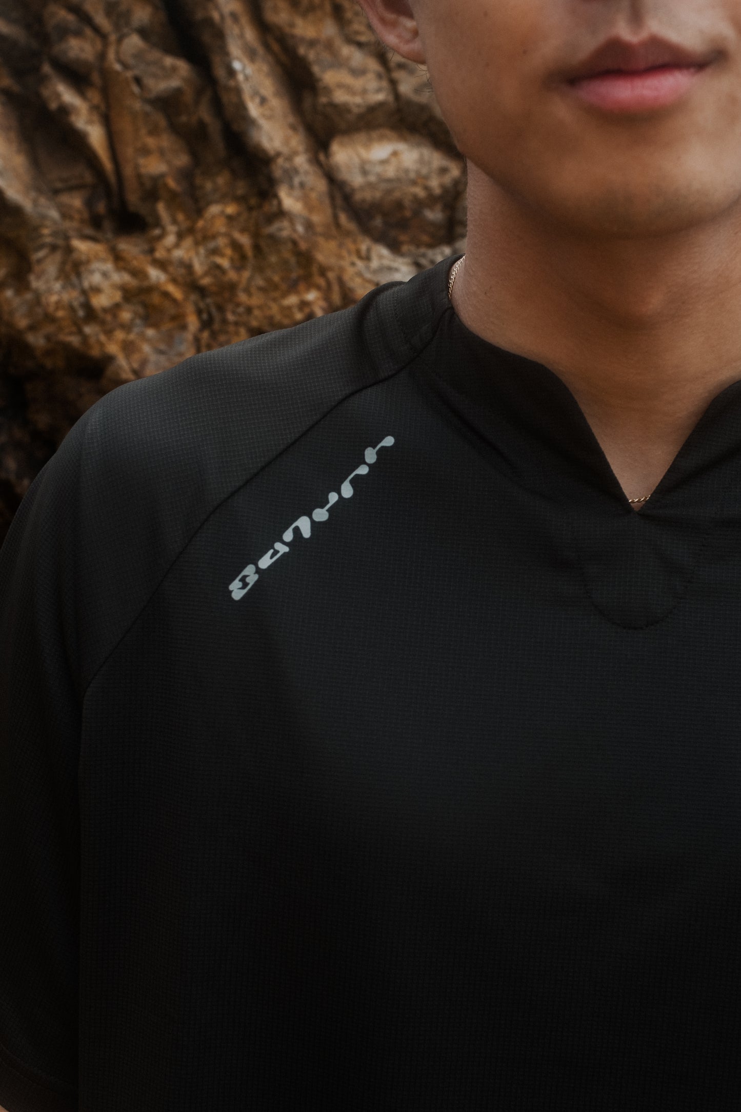 Mandarin Active Tee Black